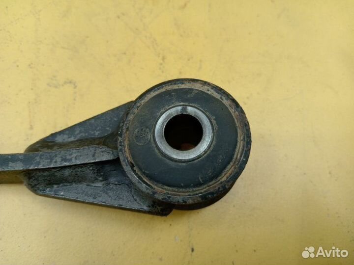 Стойка крепления радиатора левая Scania P 440