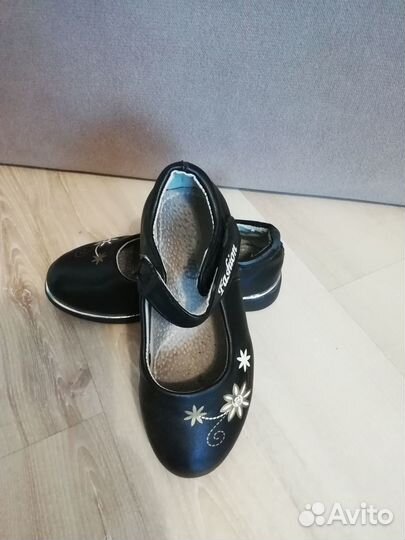Туфли для девочки 26 размер