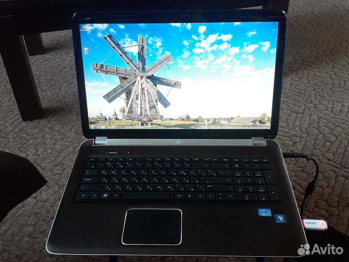 Ноутбук HP (17