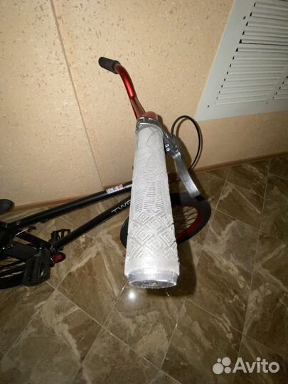 Велосипед BMX Tech Team Twen черно-красный