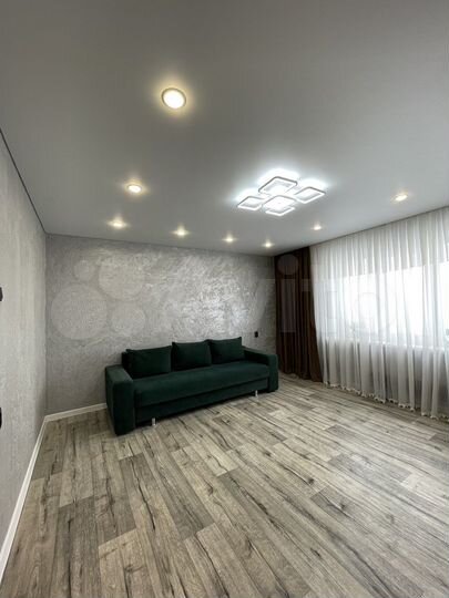 3-к. квартира, 65,4 м², 1/9 эт.