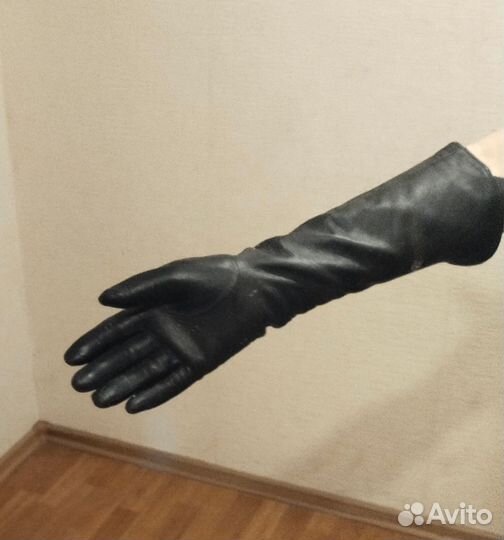 Перчатки женские длинные черные