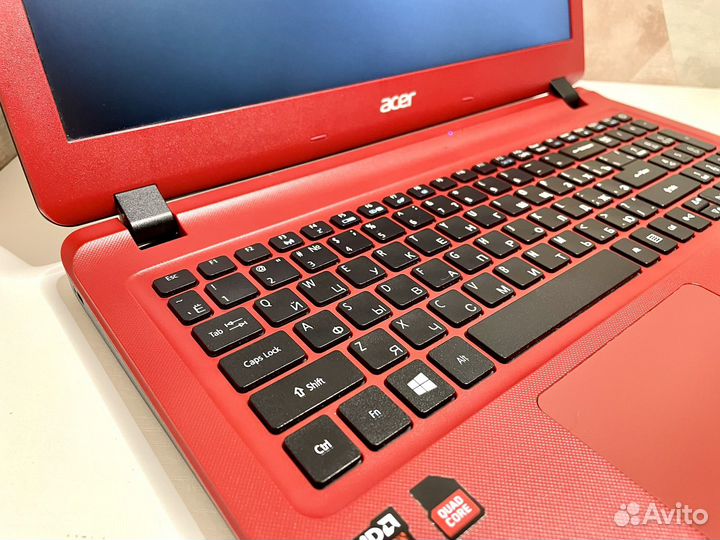 Ноутбук Acer A8/1тб/8Гб озу