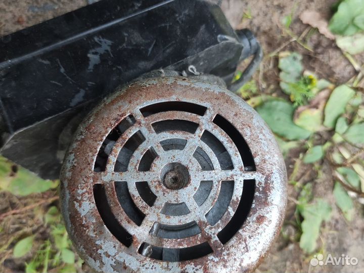 Электродвигатель 220