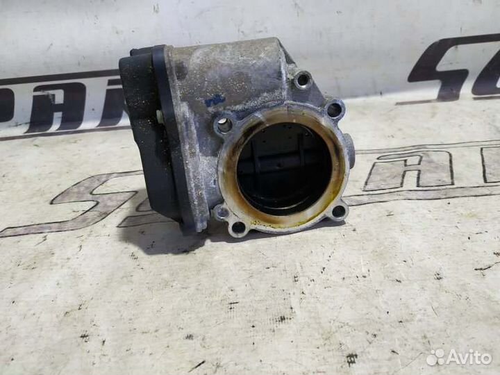 Дроссельная заслонка Volkswagen Passat B6 1.8 BZB