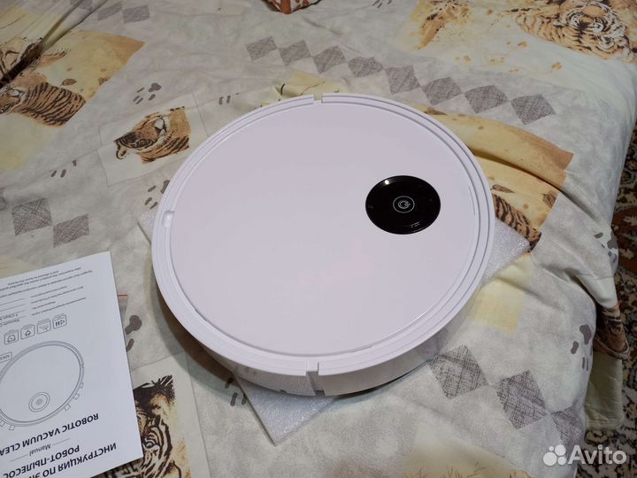 Продам новый робот пылесос
