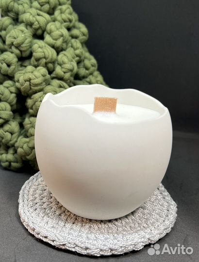 Контейнерные свечи в гипсовом подсвечнике