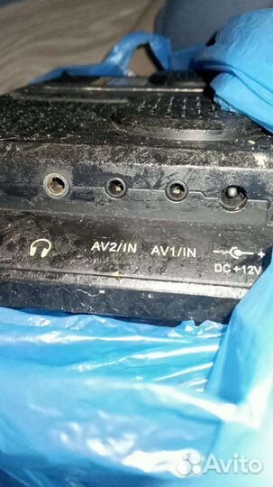 Монитор в автомобили