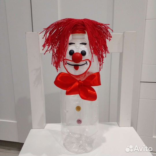 Поделка из бросового материала