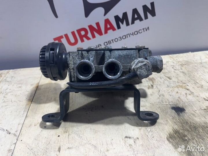 Кран уровня пола Man Tgl