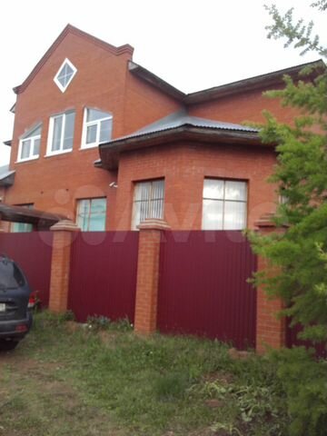 Коттедж 340 м² на участке 7 сот.