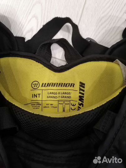 Вратарский нагрудник warrior