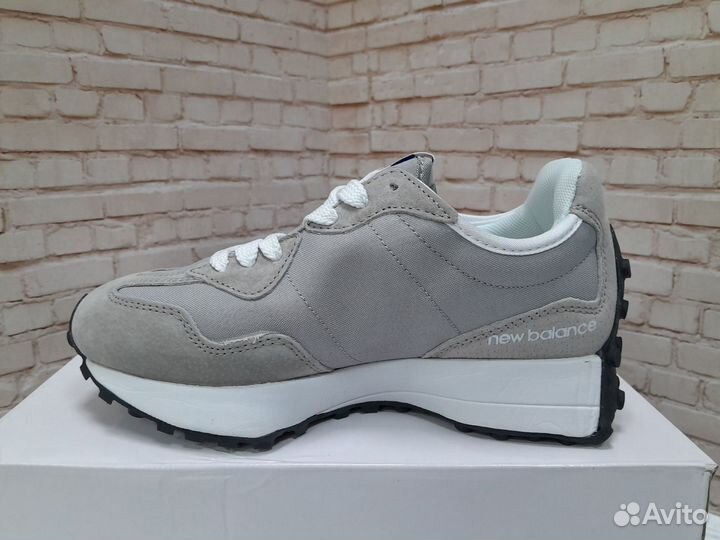 Кроссовки New Balance 327 женские