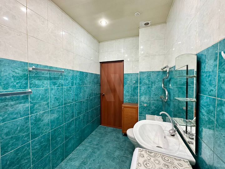 2-к. квартира, 54,2 м², 2/4 эт.