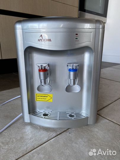 Кулер для воды