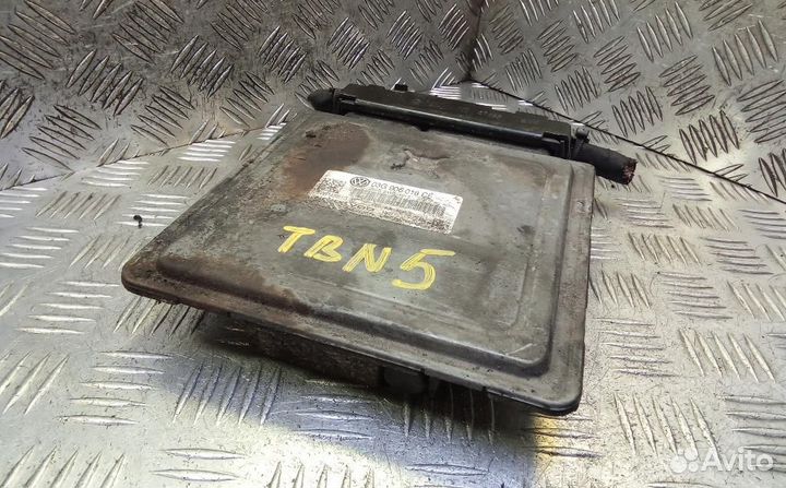 Блок управления двигателем Volkswagen Passat