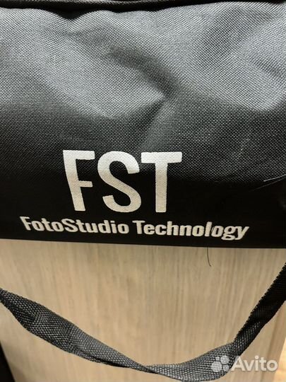 Студийный свет FST H48B