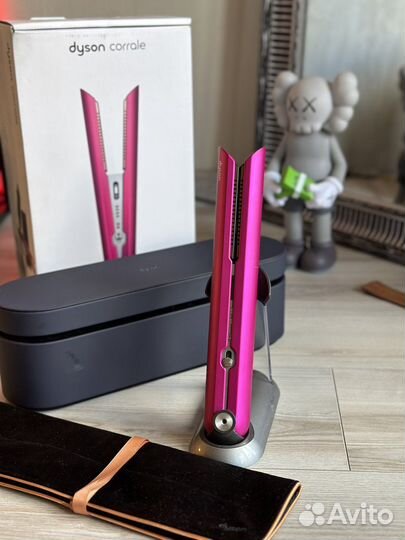 Выпрямитель для волос Dyson HS03 Corrale фуксия