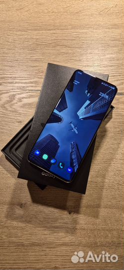 Samsung Galaxy S20, 8/128 ГБ