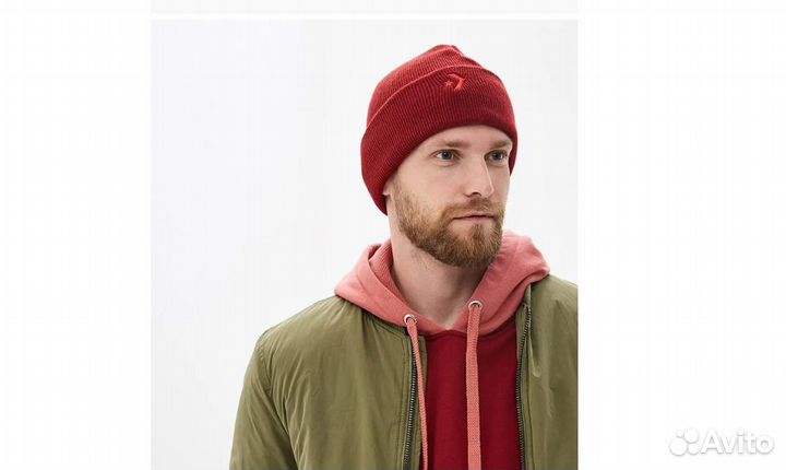 Спортивная вязаная шапка 