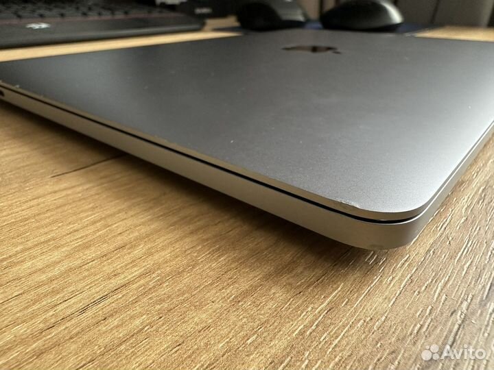 Macbook pro 13 m1