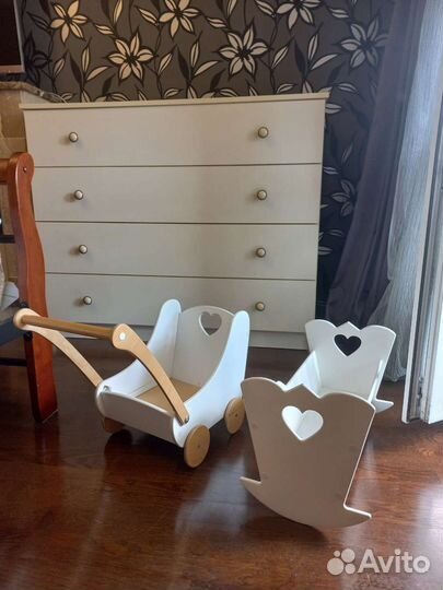Деревянная мебель для кукол