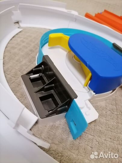 Track builder Hot wheels