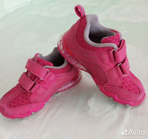 Кроссовки Lassie для девочки (29 размер )