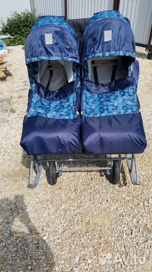 Коляска сани для двойни или погодок