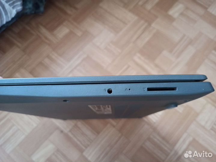 Ноутбук lenovo