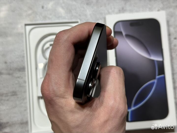 iPhone 16 Pro, 512 ГБ