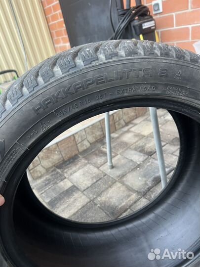 Nokian Tyres Hakkapeliitta 8 235/45 R18