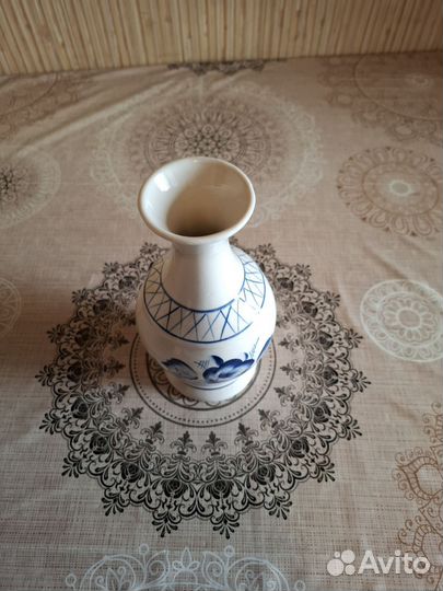 Ваза для цветов гжель