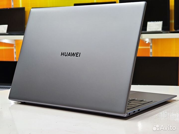 Ультрабук Huawei 13.9'3k IPS Core i7 mx250 ssd 1tb