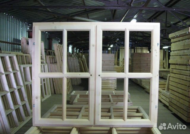 Деревянное окно