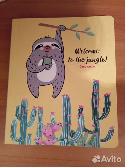 Блокнот с забавными рисунками