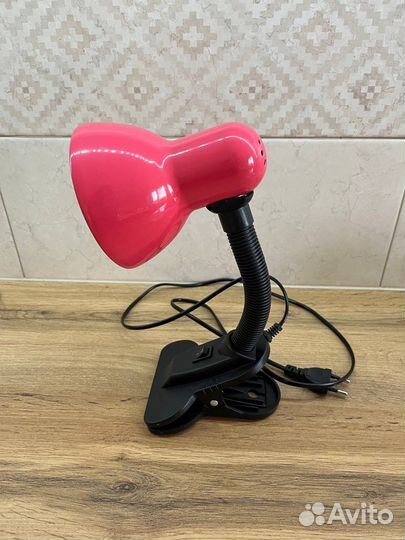 Лампа настольная