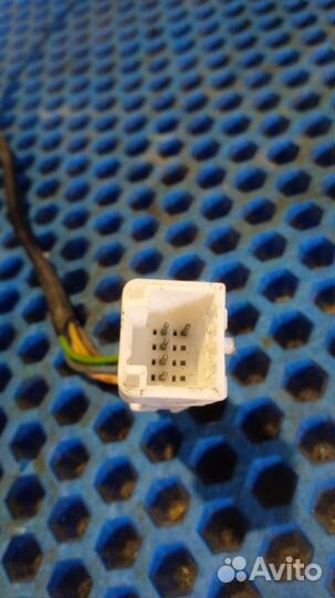 Зеркало правое Renault Logan