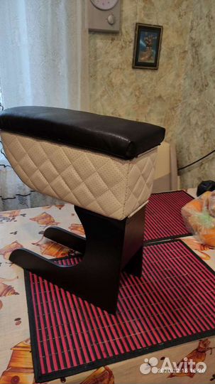 Подлокотник ларгус-рено