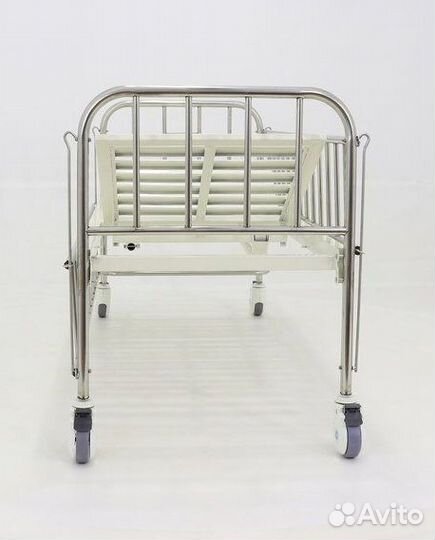 Медицинская кровать для ухода за больными