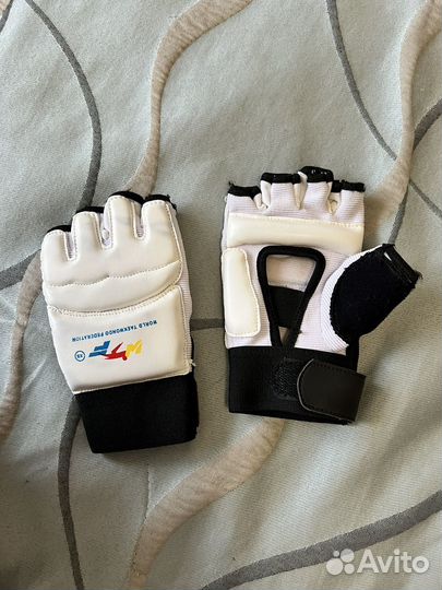 Кимоно для единоборств с перчатками