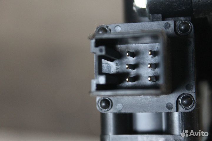 Стеклоподьемник передний правый Mazda 3 в сборе