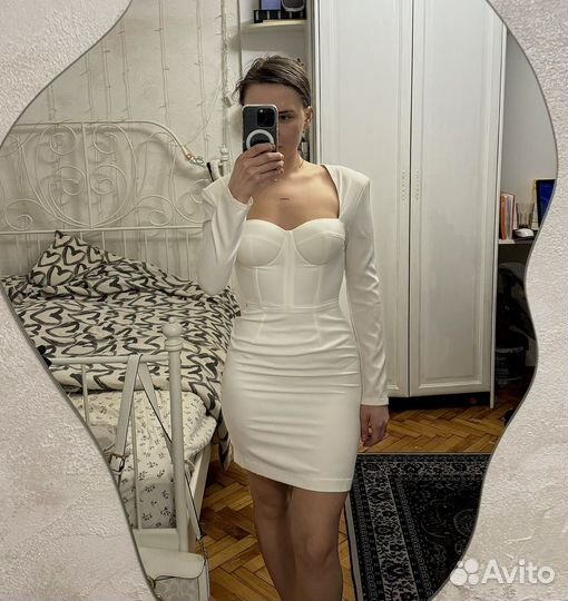 Платье с плечиками 44 / S