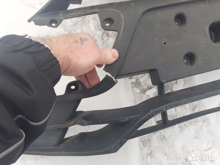 Решетка радиатора LADA Granta FL