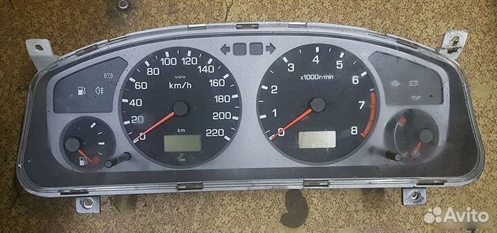 Nissan Primera P11 панель приборов 1997