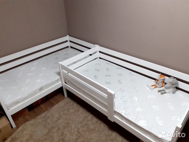 Детская кровать из цельного массива