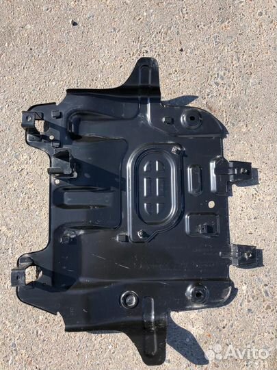 Защита Картера и кпп на Toyota Land Cruiser 150