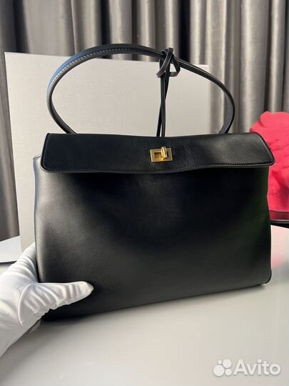 Сумка Balenciaga Rodeo 35