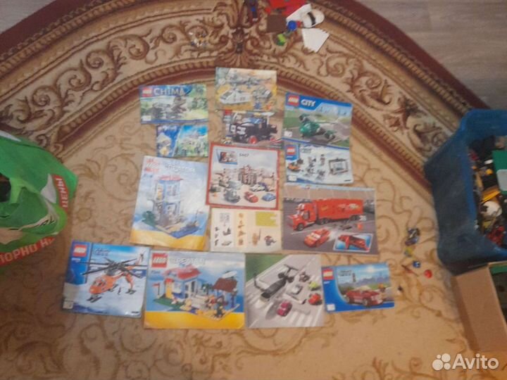 Lego оригинал и также аналог. Торг есть