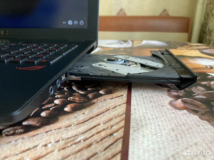 Ноутбук asus ROG